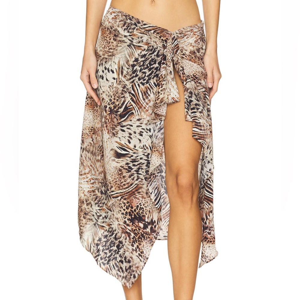 Lioness Banks Midi Skirt in Animal Print Size M
